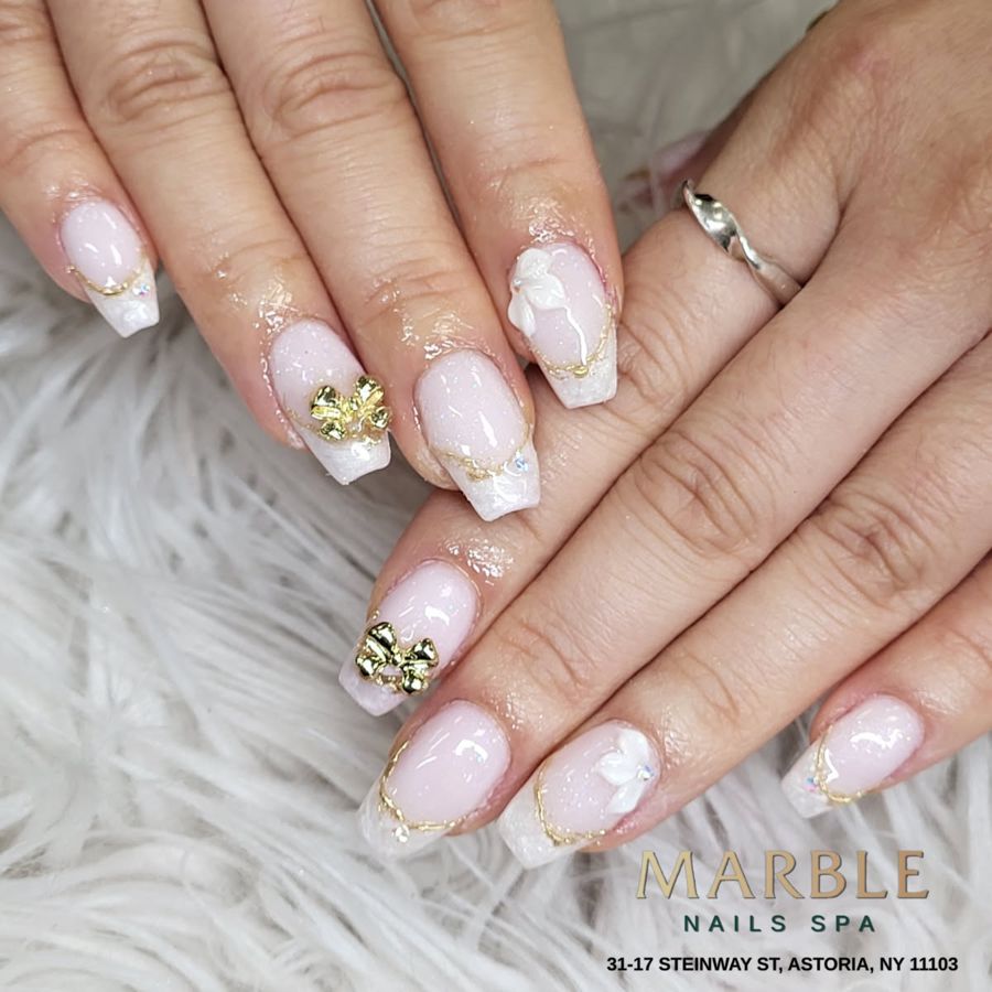 Marble Nails Spa - Winter Nails Ideas